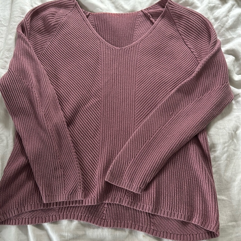 Lululemon sweater